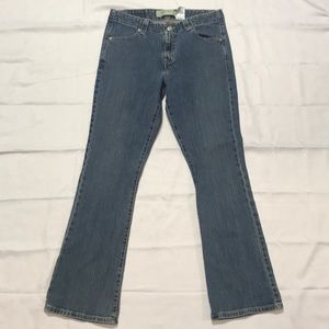 Women’s Levis 525 Boot Cut